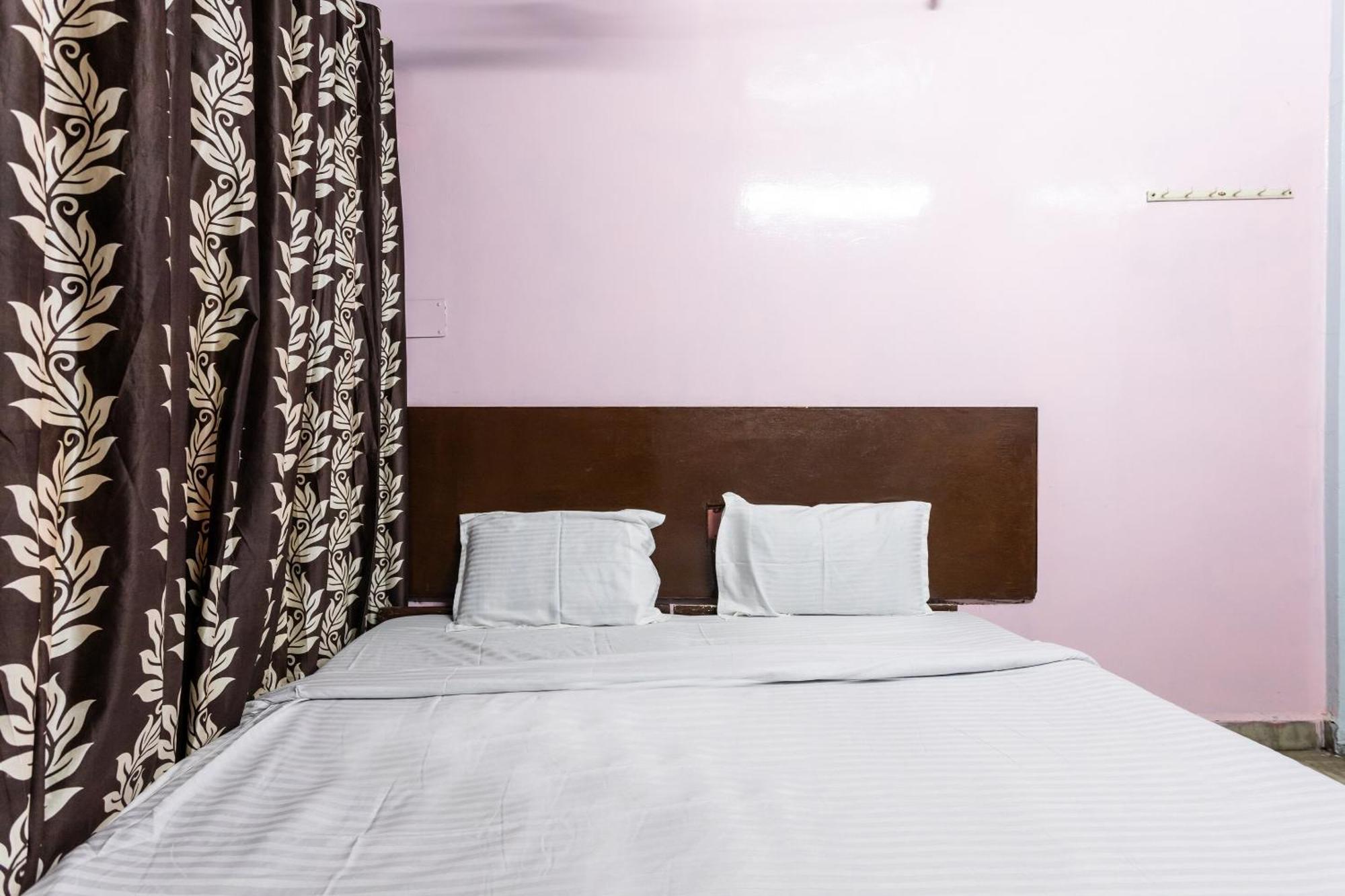 Hotel Vanilla Bhopal Eksteriør billede