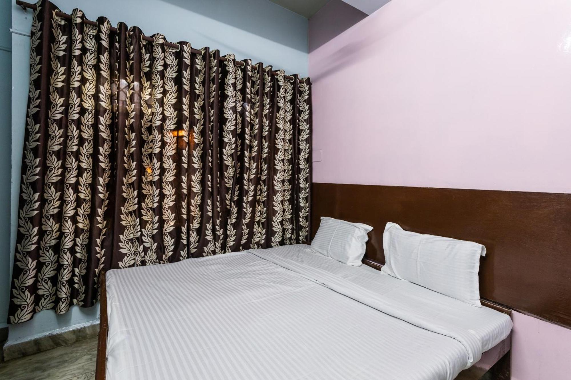Hotel Vanilla Bhopal Eksteriør billede